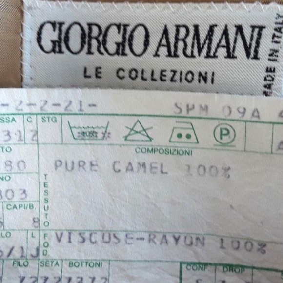 Vintage Giorgio Armani Camel Hair Coat 42R - Picture 3 of 6